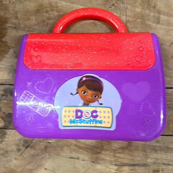 Disney Vtech Doc McStuffins Write and Learn Doctor's Bag RETIRED - Picture 1 of 7